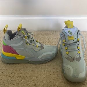 Jordan aerospace lyrical lemonade GREAT QUALITY BARELY WORN